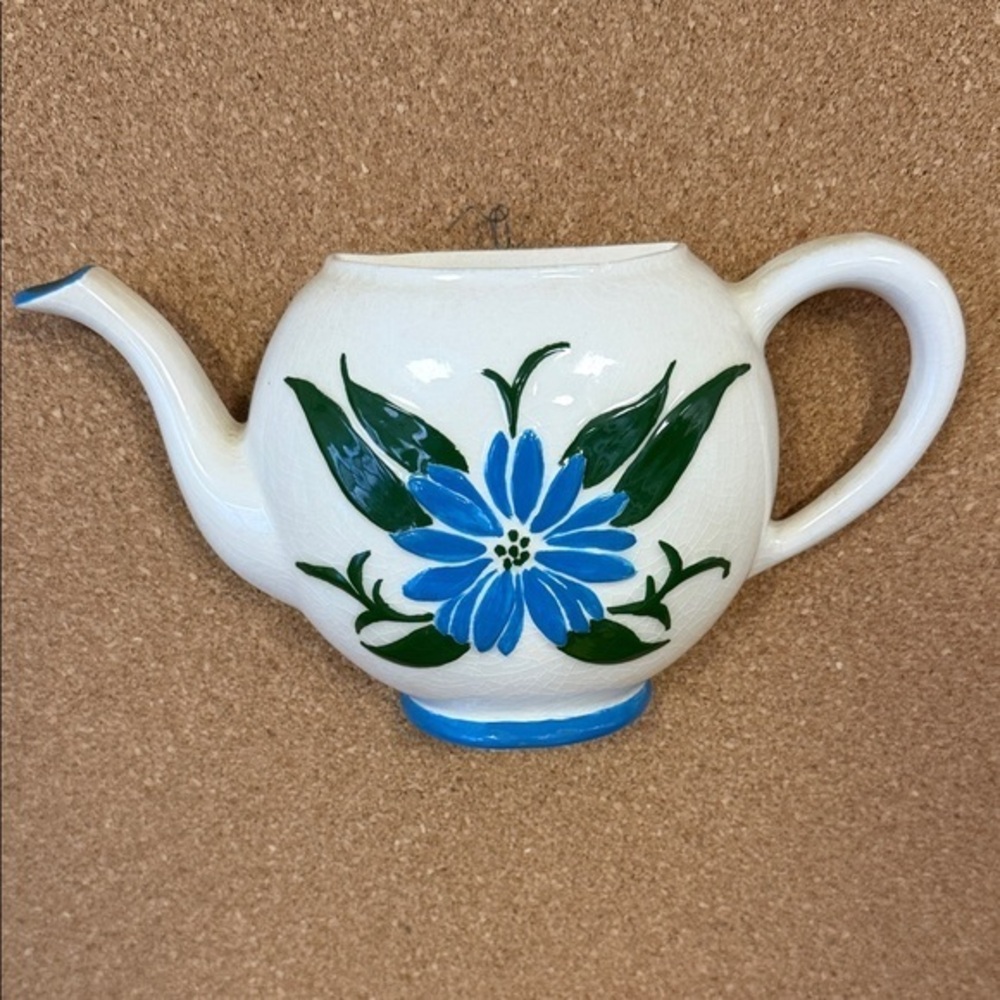 Chalkware Teapot Kettle Kitchen Retro Style Wall Plaques 1950s
